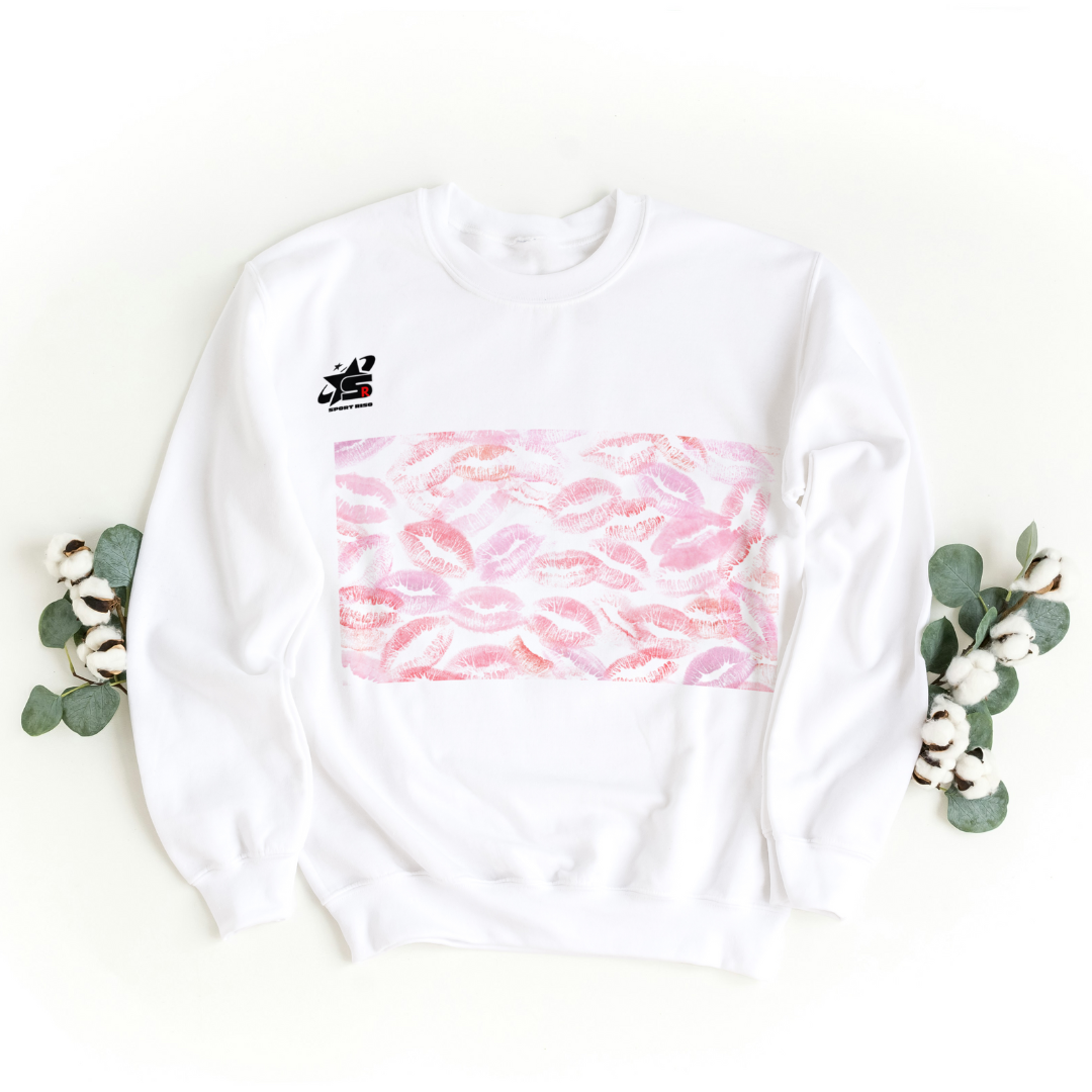 kissing sweat shirt