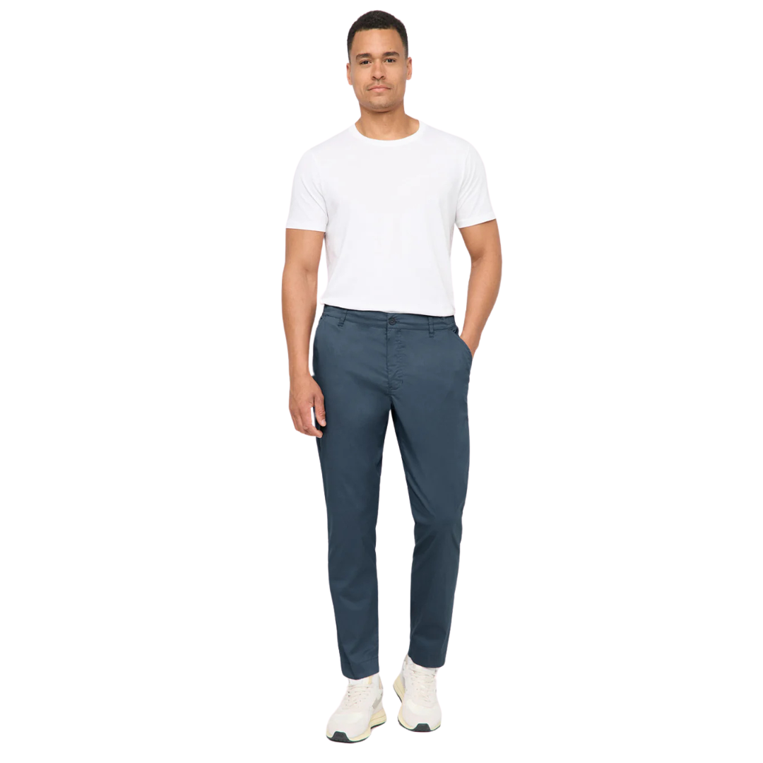 Weightless Poplin AC Pant