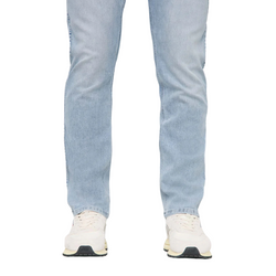 Performance Denim Relaxed Taper pant