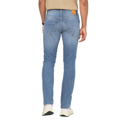 Performance Denim Relaxed Taper pant